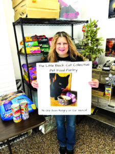 HOMETOWN PROFILE: A Valley woman's pet food pantry is the ultimate